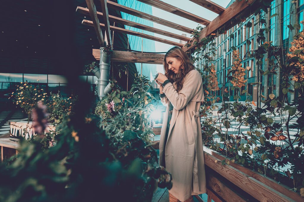 Discover Quiet luxury trends for spring 2026: What to buy now. Elevate your wardrobe with timeless essentials and style tips for the season.