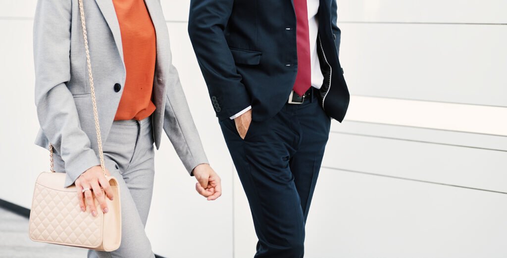 Best Outfit Choices That Impress in Job Interviews Uncover the best outfit choices that impress in job interviews. Get tips on what to wear to stand out and make a great professional impact.